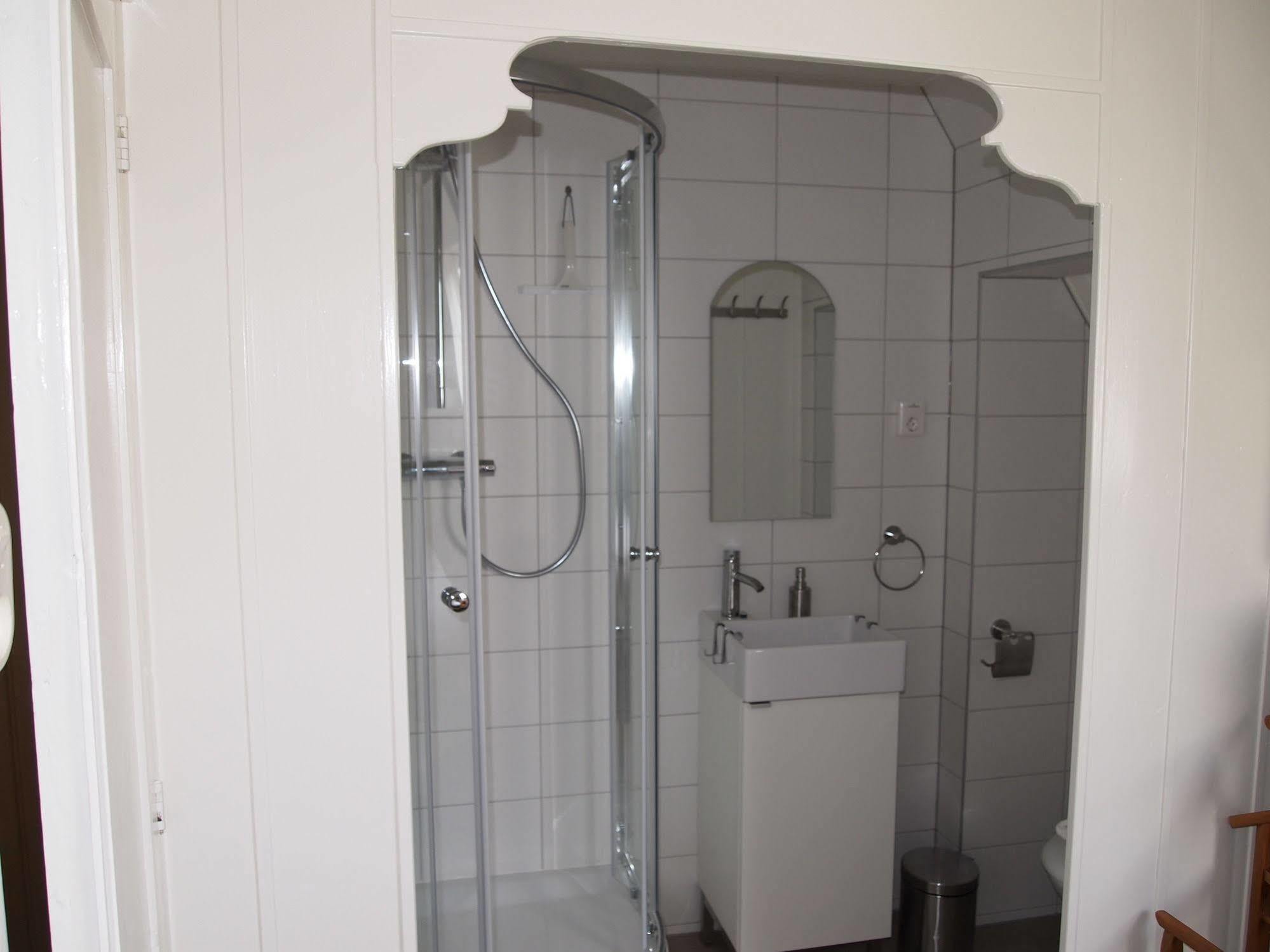 De Energiek Bed & Breakfast Wehe-den Hoorn Ngoại thất bức ảnh